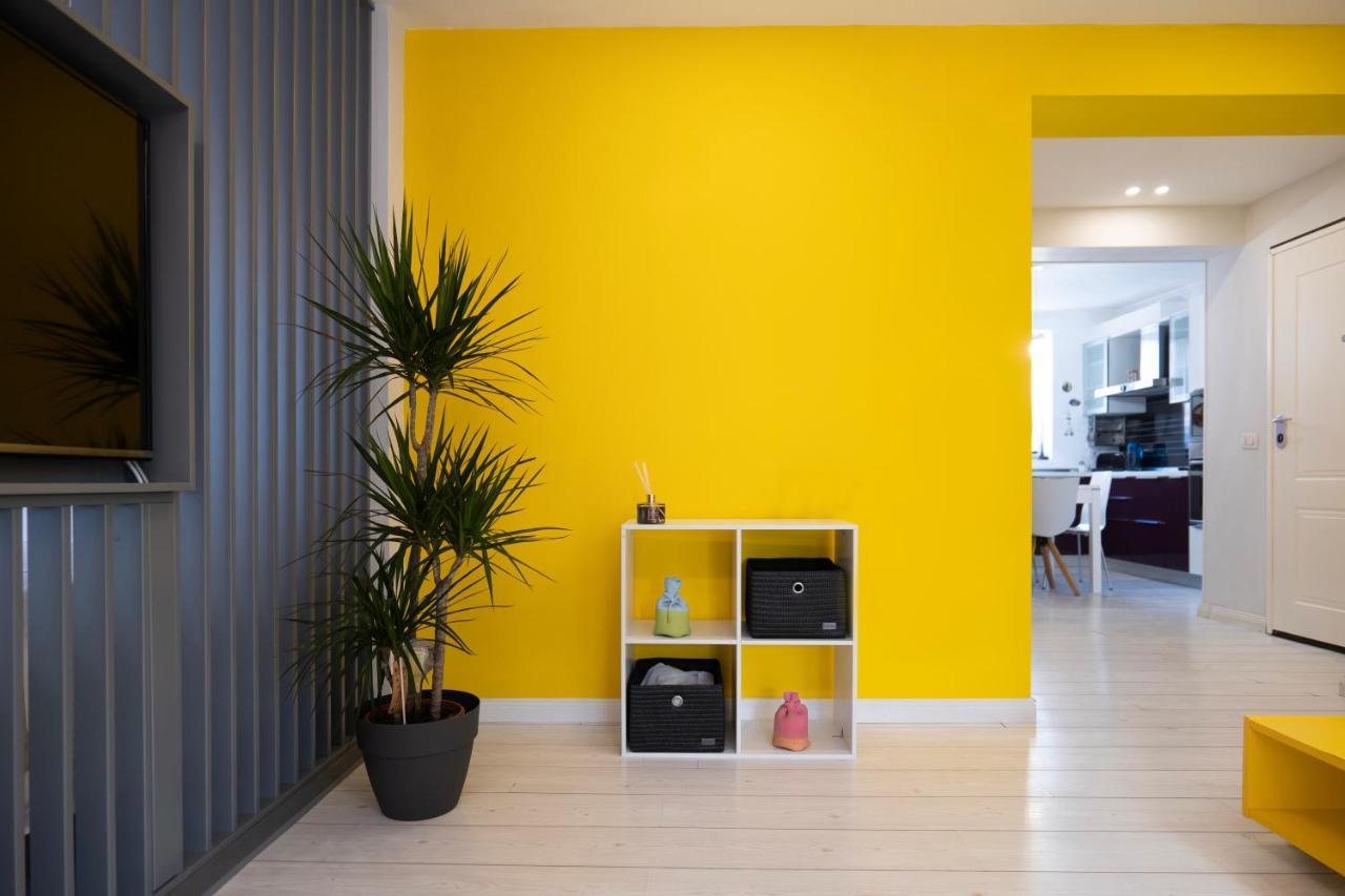 Enxhi'S Apartment Tiranë Ngoại thất bức ảnh