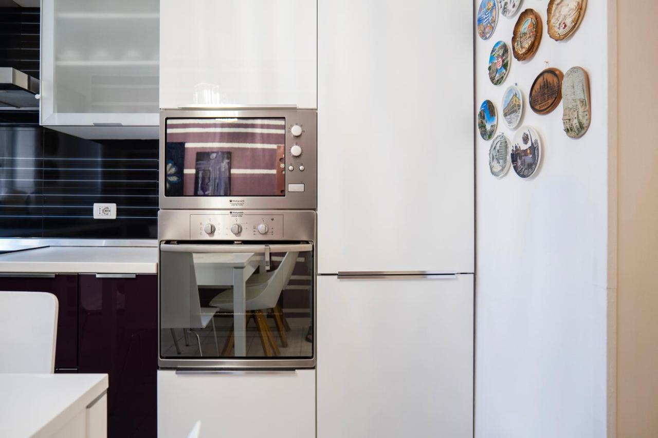 Enxhi'S Apartment Tiranë Ngoại thất bức ảnh